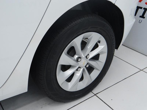 Imagem 6 de 14 de Chevrolet Onix 1.0 Turbo Ltz