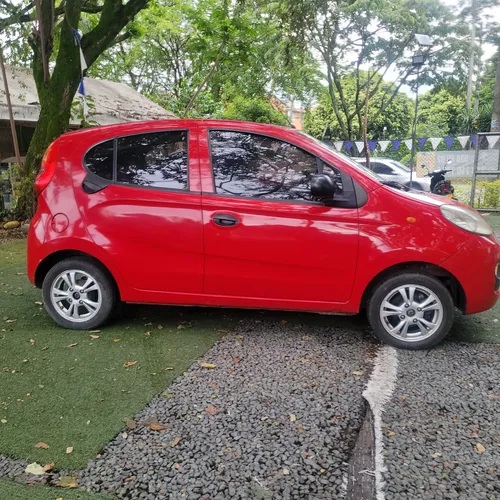 Chery Q 1.0 4 puertas