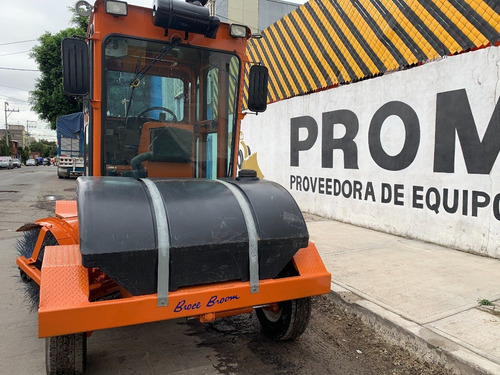 Imagen 11 de 15 de Barredora De Carretera Broce Broom Kr350 2014 Recién Import