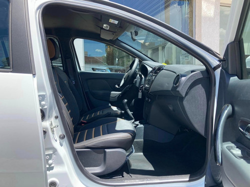 Imagen 9 de 17 de Renault Stepway Ph2 1.6 16 Válvulas Zen 0km My2023