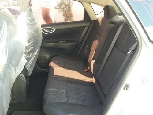 Imagen 10 de 14 de Nissan Sentra