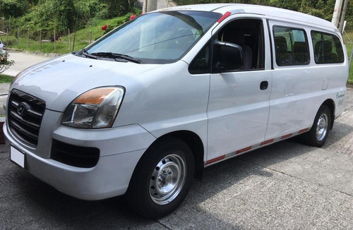 Hyundai Starex - H1 -microbus