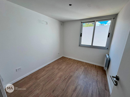Casa 3 Dormitorios - Jujuy 2400 - Pichincha Rosario | Venta