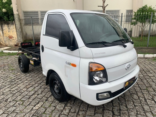Imagem 3 de 6 de Hr 2.5 Longo S/ Caçamba 4x2 Diesel 2020 Ipva 2022 Pago
