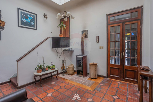 Casa En Venta, Villa Dolores/pocitos Nuevo