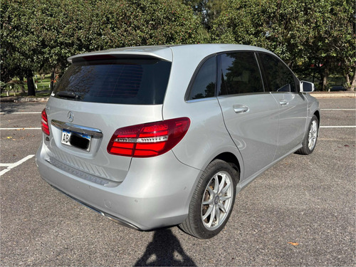 Mercedes-Benz Clase B 2.0 Avantgarde 211cv