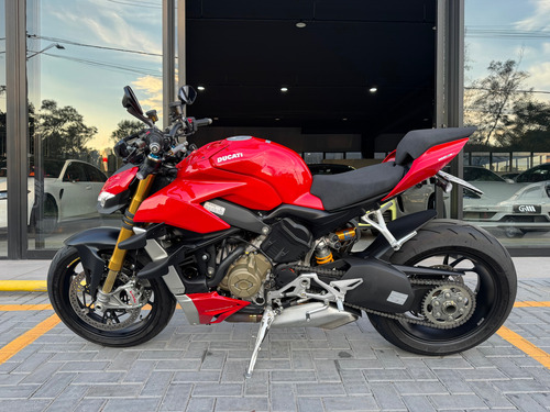 Ducati Streetfighter V4s