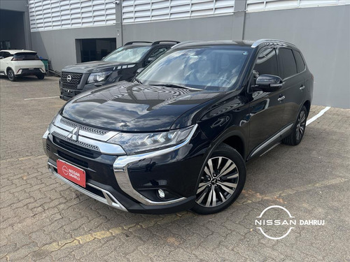 Mitsubishi Outlander 2.2 MIVEC DI-D DIESEL HPE-S AWD AUTOMÁTICO