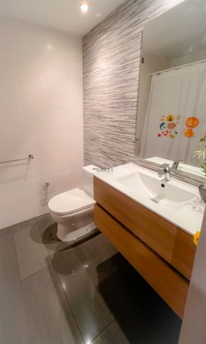 Departamento En Venta De 3 Dorm. En Concón