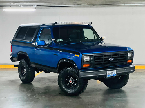 Ford Bronco 4x4 At