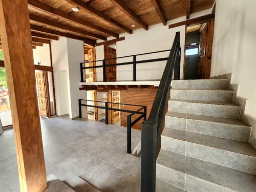 Casa En Renta En Colonia Avándaro, Valle De Bravo, Estado De México