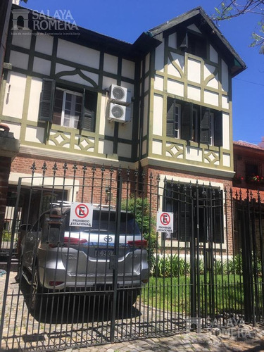 Imagen 4 de 28 de Casa De Estilo 5 Ambientes En Excelente Lote. Zona Olivos