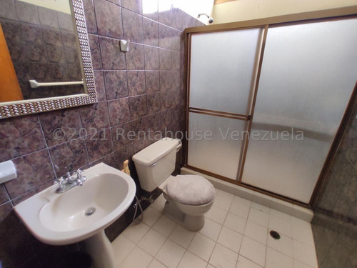 Imagen 12 de 25 de Casa En Venta En Barrio Sucre Maracay 22-11048 Jcm