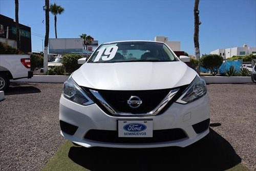 Imagen 2 de 12 de Nissan Sentra