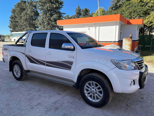Toyota Hilux 3.0 Cd Srv Cuero I 171cv 4x2 2012