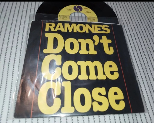 Ramones - Don't Come Close Vinilo 7  