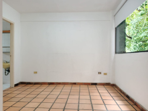 Apartamento/ Alquiler/ Colinas De Bello Monte/ 80m2/ 2h-2b-1p
