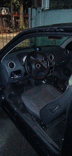 Imagem 2 de 4 de Volkswagen Gol 2009 1.0 Trend Total Flex 3p