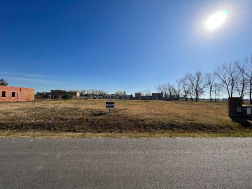 Imagen 2 de 9 de Venta - Lote Barrio Los Alamos - Luján