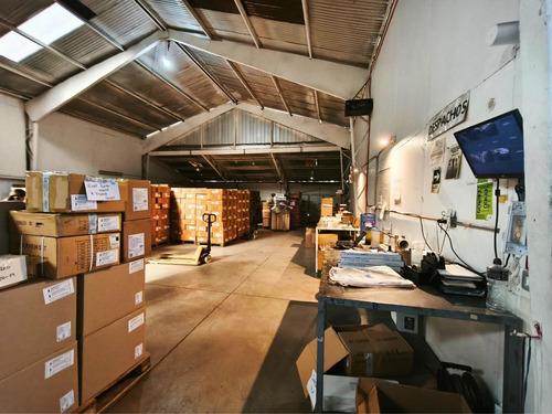 Arriendo Bodegas 5000 M2 Con Oficinas Y Patio De Maniobras