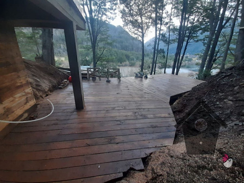Parcela Con Casa En Futaleufu, 2d 1b, 88/13700m2