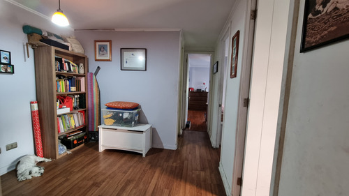 Ñuñoa, Vive Seguro En Un Amplio Departamento