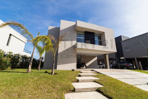 Imagen 1 de 30 de Casa Venta En Nordelta Los Castaños 3 Dormitorios C/dep.