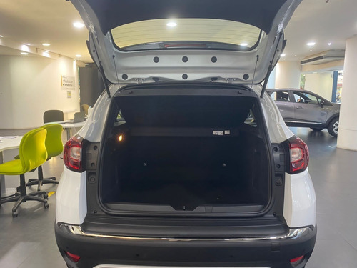 Imagen 4 de 15 de Autos Y Camionetas Renault Captur Bose Volkswagen Toyota E