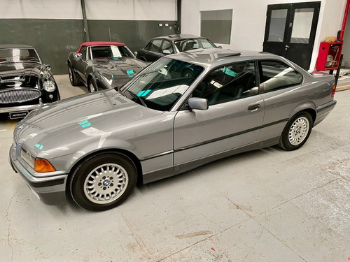 Imagen 10 de 14 de Bmw 325 Is |992