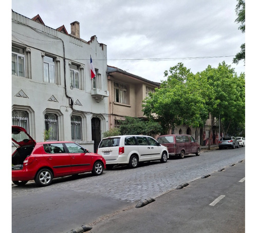 Casa 2 Pisos, 264 /211 M2. D-10 B-5
