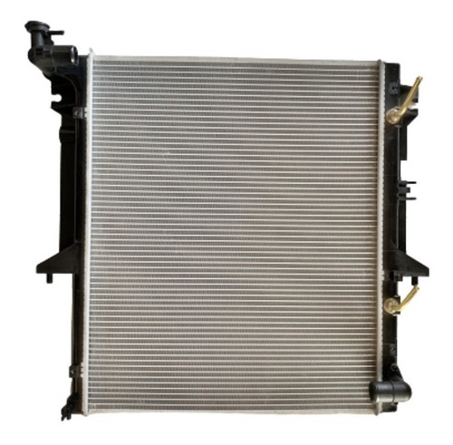 Radiador Pajero Dakar 08 2.4/3.5 Flex (bocal Torto Gasolina)