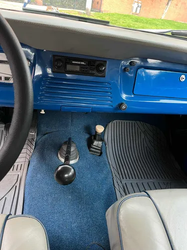 Jeep Comando Restaurado , V6 ,