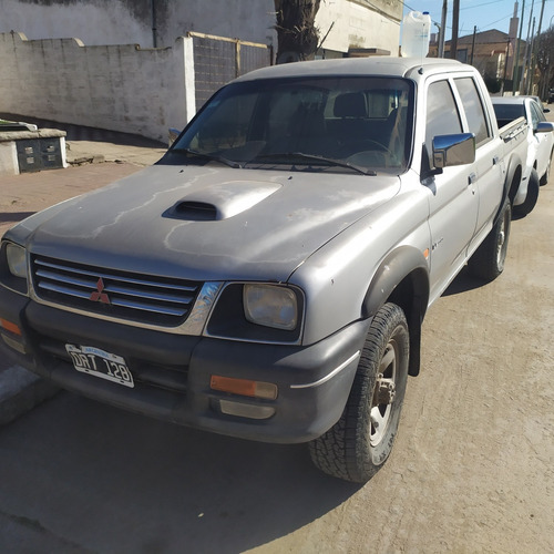 Imagen 1 de 18 de Mitsubishi L200 2001 2.5 Gl D/cab 4x2 Aa