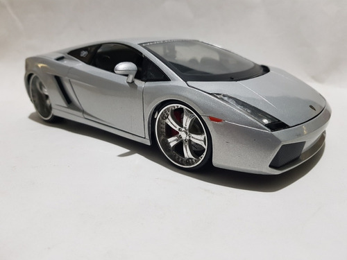 Auto A Escala 1/18 Lamborghini Gallardo Playerz Maisto (Usado)