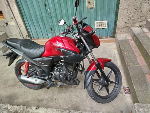 Se Encuentra Ubicada En Bogotá En Candelaria La Nueva