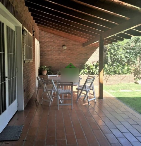 Imagen 8 de 29 de Alquiler De Casa En La Mansa, 5 Dormitorios, 3 Baños, Piscina, Parque, Cerca Del Mar.