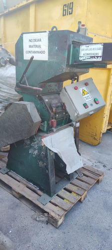 Molino De Plástico Cisca 10hp Con Iman (Usado)