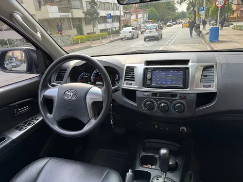 Toyota Fortuner 3.0 Sr5