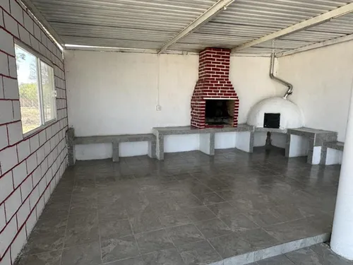 Atención Inversionista Salón De Fiestas Quinta Con Casa Y Alberca En Venta.