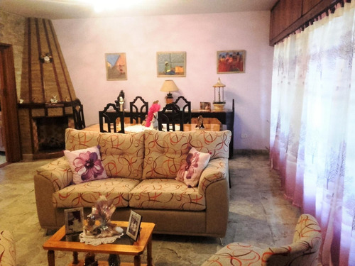 Imagen 2 de 21 de Chalet En Venta