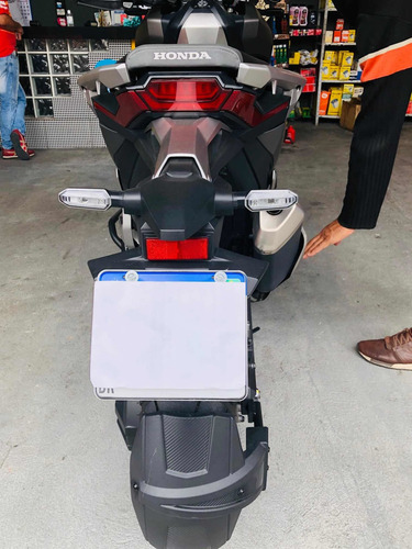 Honda Xadv 750