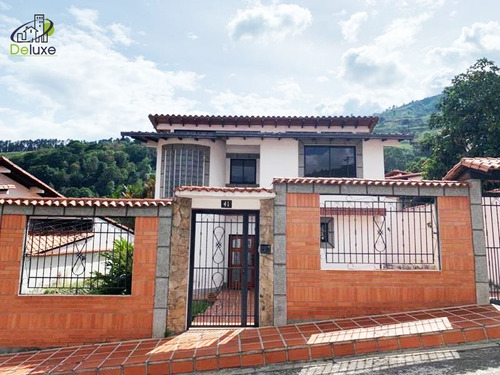 Casa  En Venta Mérida. Pedregosa Media