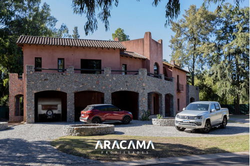 Casa En Venta En Saint Thomas Este Apto Credito - Canning