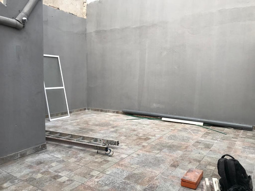 Imagen 9 de 9 de Tipo Casa De 3 Ambientes Con Patio Totalmente Reciclado