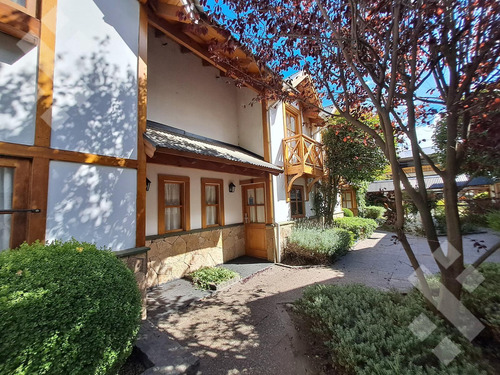 Venta Cabaña 3 Ambientes Con Piscina Y Sauna - Zona Centro- San Martin De Los Andes
