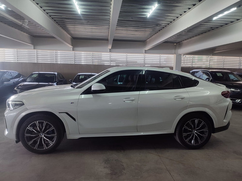 BMW X6 XDRIVE 40i M Sport