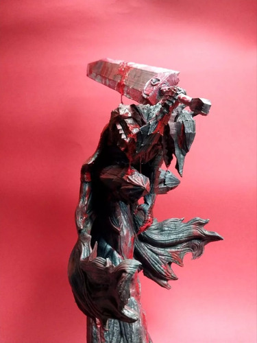 Berserk - Guts Figura Con Armadura Berserk - 40 Centímetros