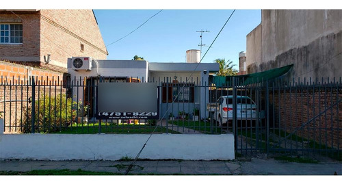 Venta: Casa - Calle Del Kaiser - Martin Coronado