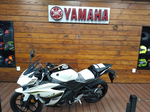 Yamaha R3 Blanca Año 2017 Recibo Permutas