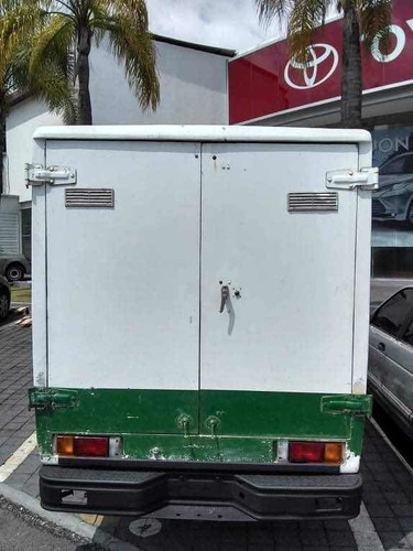 Imagen 5 de 9 de Nissan Camiones Caja Seca Cerrada